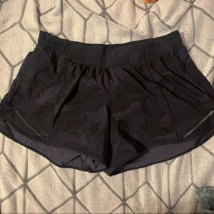 NWOT BLACK CAMO LULU SHORTS